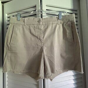 J. Crew Khaki/Beige/Tan High Rise Stretch Chino 4" Raw Hem Shorts Size 6